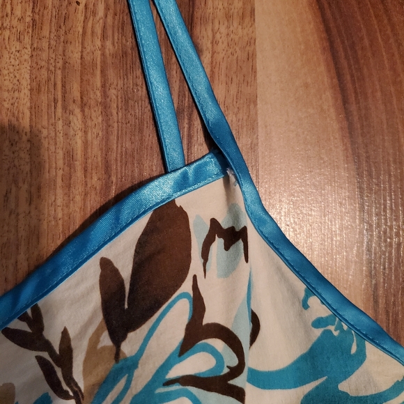 Sundress - Picture 4 of 5